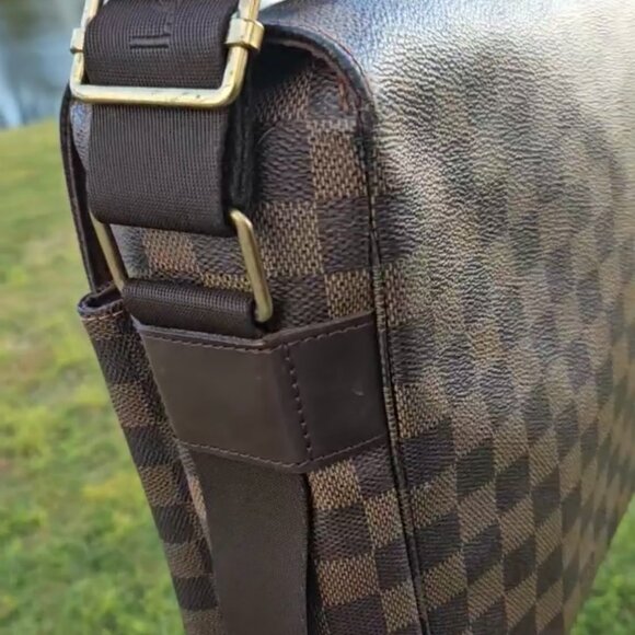 ⭐️EUC Louis Vuitton Broadway Ebene Brown Damier Messenger Bag - Picture 13 of 14